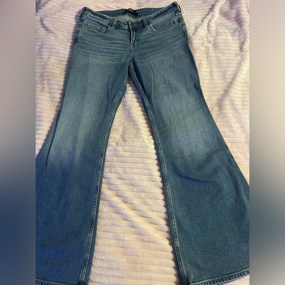 Low rise flare jean Hollister - Picture 3 of 4